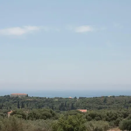 Fiora Holiday park *