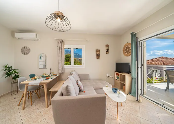 Fiora 트라페자키