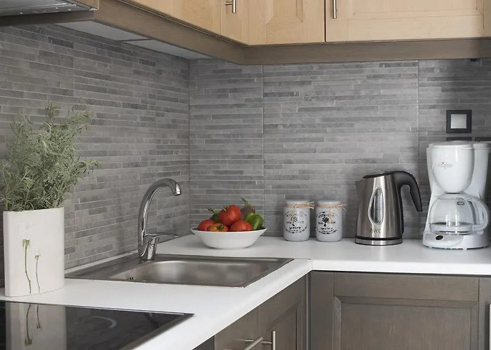 Fiora 홀리데이파크 *