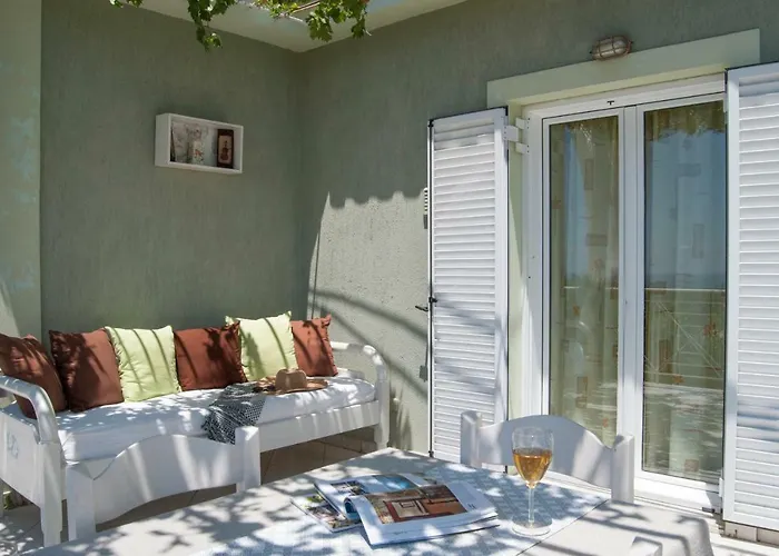 Fiora 트라페자키